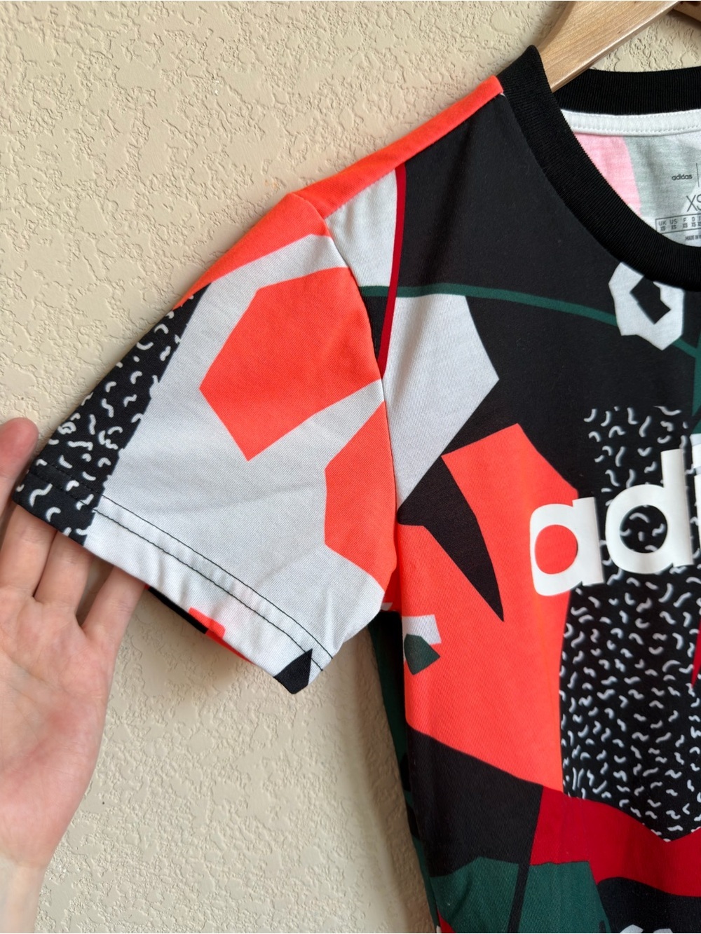 Adidas FARM Rio Graphic Tee XS Multicolor Abstract Print Athletic Shirt Top - Picture 4 of 11